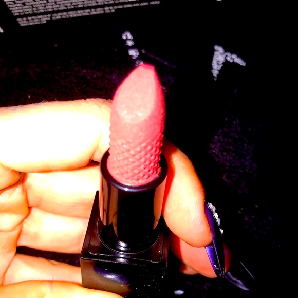 ✨🆕BNIP!IL MAKIAGE Dirty Talk Lipstick in shade “Ariadna”✨ - Picture 3 of 11